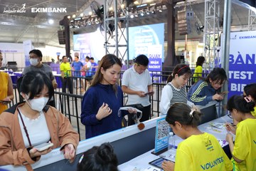 HO CHI MINH CITY NIGHT RUN EXIMBANK 2024 - Ảnh #1966228