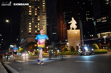 HO CHI MINH CITY NIGHT RUN EXIMBANK 2024 - Ảnh #1989718