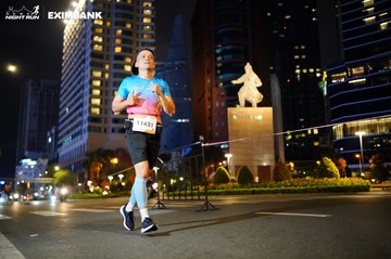HO CHI MINH CITY NIGHT RUN EXIMBANK 2024 - Ảnh #1989381