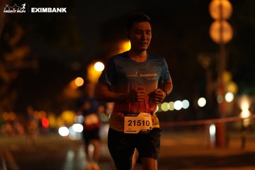 HO CHI MINH CITY NIGHT RUN EXIMBANK 2024 - Ảnh #2160499