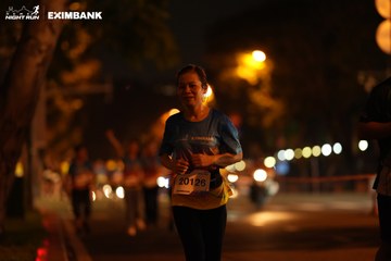 HO CHI MINH CITY NIGHT RUN EXIMBANK 2024 - Ảnh #2160409