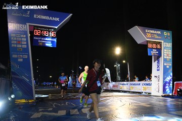 HO CHI MINH CITY NIGHT RUN EXIMBANK 2024 - Ảnh #2064529
