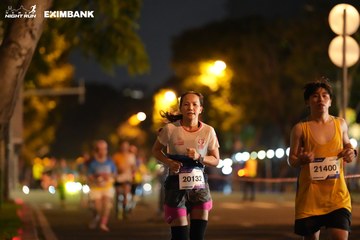 HO CHI MINH CITY NIGHT RUN EXIMBANK 2024 - Ảnh #2160117