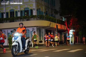 HO CHI MINH CITY NIGHT RUN EXIMBANK 2024 - Ảnh #2030979