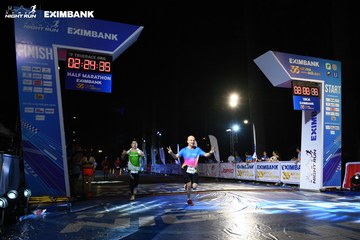 HO CHI MINH CITY NIGHT RUN EXIMBANK 2024 - Ảnh #2059792