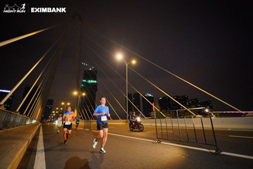 HO CHI MINH CITY NIGHT RUN EXIMBANK 2024 - Ảnh #2024976