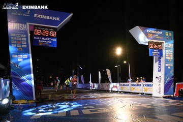 HO CHI MINH CITY NIGHT RUN EXIMBANK 2024 - Ảnh #2065294