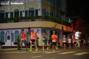HO CHI MINH CITY NIGHT RUN EXIMBANK 2024 - Ảnh #2031168