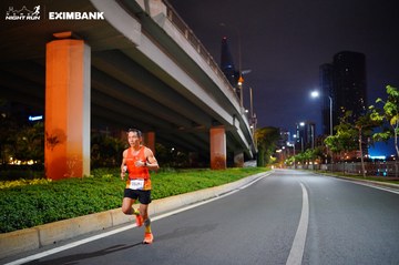 HO CHI MINH CITY NIGHT RUN EXIMBANK 2024 - Ảnh #1988484