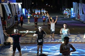 HO CHI MINH CITY NIGHT RUN EXIMBANK 2024 - Ảnh #2035045