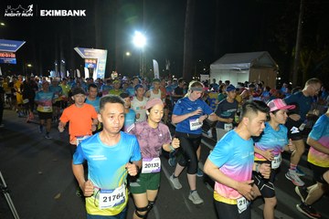 HO CHI MINH CITY NIGHT RUN EXIMBANK 2024 - Ảnh #1970791