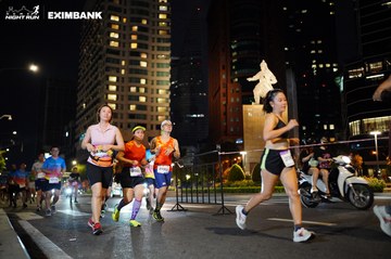 HO CHI MINH CITY NIGHT RUN EXIMBANK 2024 - Ảnh #1990593