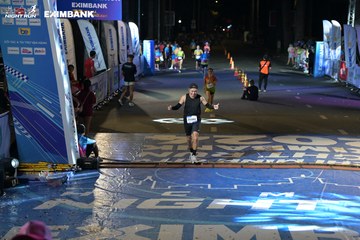 HO CHI MINH CITY NIGHT RUN EXIMBANK 2024 - Ảnh #2030090