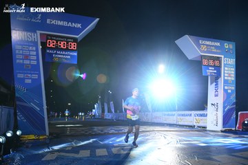 HO CHI MINH CITY NIGHT RUN EXIMBANK 2024 - Ảnh #2061094