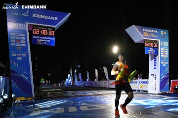HO CHI MINH CITY NIGHT RUN EXIMBANK 2024 - Ảnh #2065805