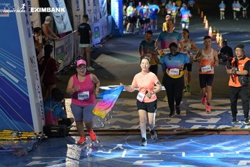 HO CHI MINH CITY NIGHT RUN EXIMBANK 2024 - Ảnh #2028461