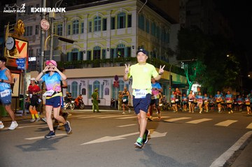 HO CHI MINH CITY NIGHT RUN EXIMBANK 2024 - Ảnh #2032064