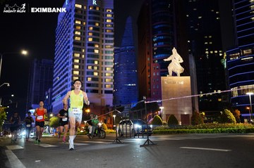 HO CHI MINH CITY NIGHT RUN EXIMBANK 2024 - Ảnh #1989882