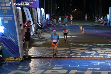 HO CHI MINH CITY NIGHT RUN EXIMBANK 2024 - Ảnh #2033984
