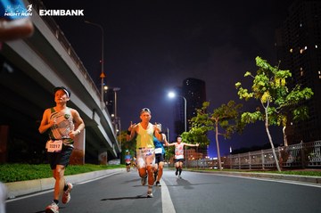 HO CHI MINH CITY NIGHT RUN EXIMBANK 2024 - Ảnh #1988819