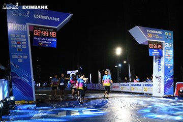 HO CHI MINH CITY NIGHT RUN EXIMBANK 2024 - Ảnh #2064763