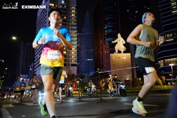 HO CHI MINH CITY NIGHT RUN EXIMBANK 2024 - Ảnh #1989597
