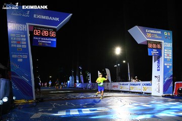 HO CHI MINH CITY NIGHT RUN EXIMBANK 2024 - Ảnh #2064430