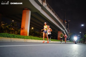 HO CHI MINH CITY NIGHT RUN EXIMBANK 2024 - Ảnh #1988612