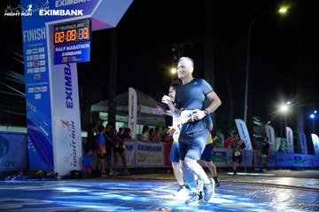 HO CHI MINH CITY NIGHT RUN EXIMBANK 2024 - Ảnh #2034396