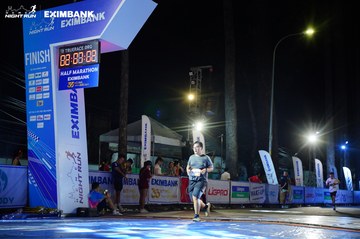 HO CHI MINH CITY NIGHT RUN EXIMBANK 2024 - Ảnh #2035098