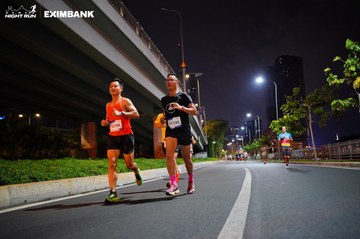 HO CHI MINH CITY NIGHT RUN EXIMBANK 2024 - Ảnh #1988736