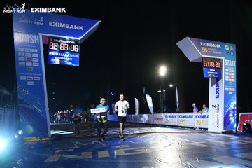 HO CHI MINH CITY NIGHT RUN EXIMBANK 2024 - Ảnh #2059420