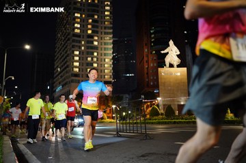 HO CHI MINH CITY NIGHT RUN EXIMBANK 2024 - Ảnh #1990581