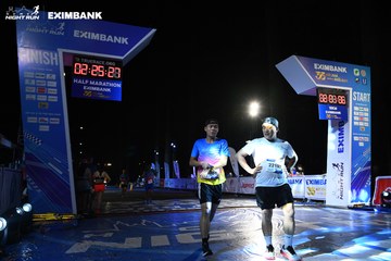 HO CHI MINH CITY NIGHT RUN EXIMBANK 2024 - Ảnh #2060482
