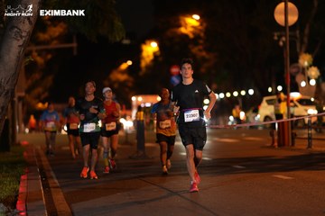 HO CHI MINH CITY NIGHT RUN EXIMBANK 2024 - Ảnh #2159242