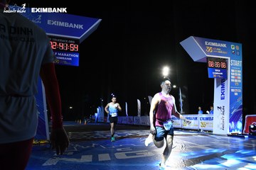 HO CHI MINH CITY NIGHT RUN EXIMBANK 2024 - Ảnh #2062857