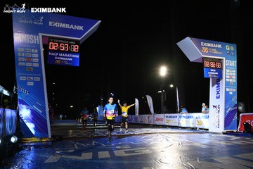 HO CHI MINH CITY NIGHT RUN EXIMBANK 2024 - Ảnh #2059130
