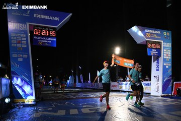 HO CHI MINH CITY NIGHT RUN EXIMBANK 2024 - Ảnh #2059038