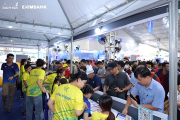 HO CHI MINH CITY NIGHT RUN EXIMBANK 2024 - Ảnh #1964390