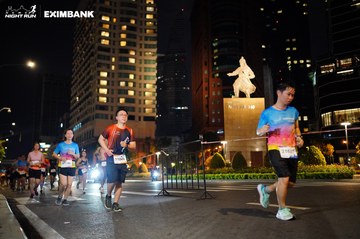 HO CHI MINH CITY NIGHT RUN EXIMBANK 2024 - Ảnh #1990569