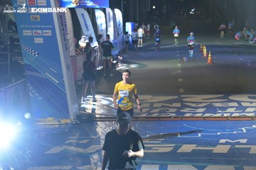 HO CHI MINH CITY NIGHT RUN EXIMBANK 2024 - Ảnh #2035125