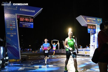 HO CHI MINH CITY NIGHT RUN EXIMBANK 2024 - Ảnh #2064620