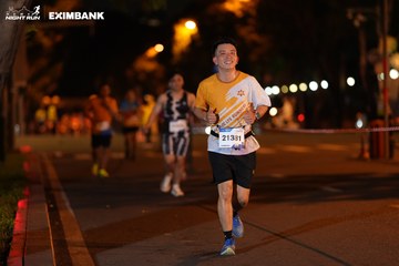 HO CHI MINH CITY NIGHT RUN EXIMBANK 2024 - Ảnh #2159815