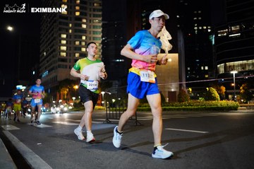 HO CHI MINH CITY NIGHT RUN EXIMBANK 2024 - Ảnh #1989957