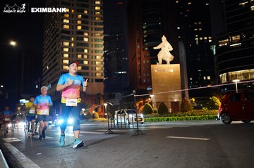HO CHI MINH CITY NIGHT RUN EXIMBANK 2024 - Ảnh #1990993