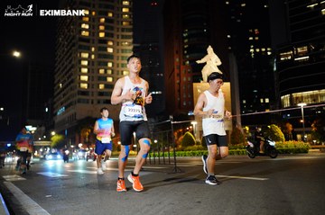 HO CHI MINH CITY NIGHT RUN EXIMBANK 2024 - Ảnh #1990972