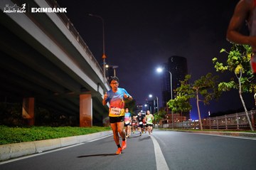 HO CHI MINH CITY NIGHT RUN EXIMBANK 2024 - Ảnh #1988826