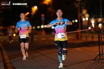 HO CHI MINH CITY NIGHT RUN EXIMBANK 2024 - Ảnh #2159559
