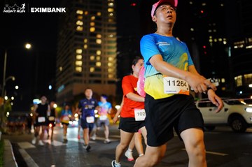 HO CHI MINH CITY NIGHT RUN EXIMBANK 2024 - Ảnh #1991312