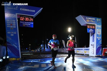 HO CHI MINH CITY NIGHT RUN EXIMBANK 2024 - Ảnh #2060602